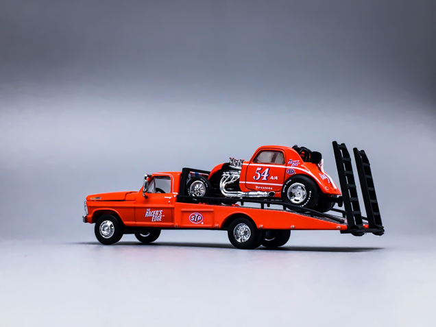 Illustration for article titled Vintage drag racing made by GL